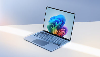 Surface Laptop 7. edice, Copilot+ PC v safírové barvě.