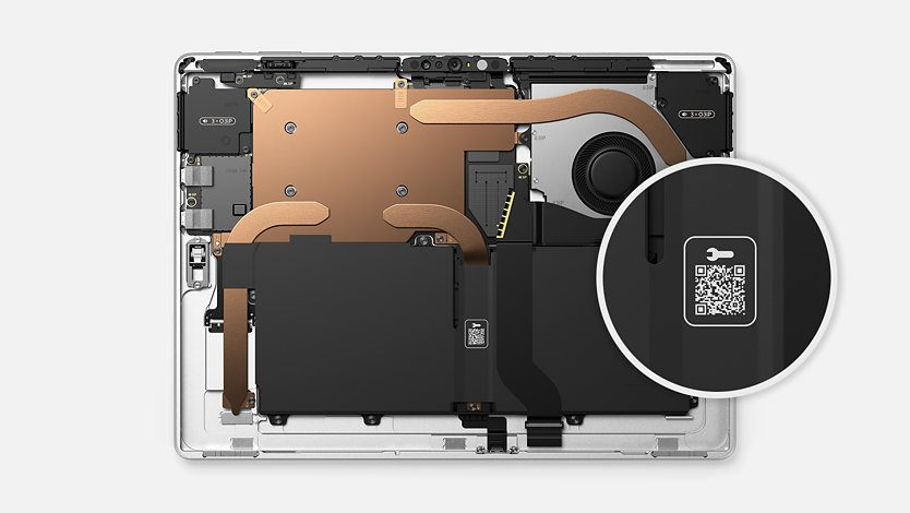El interior de un dispositivo Surface Pro 10 para empresas.
