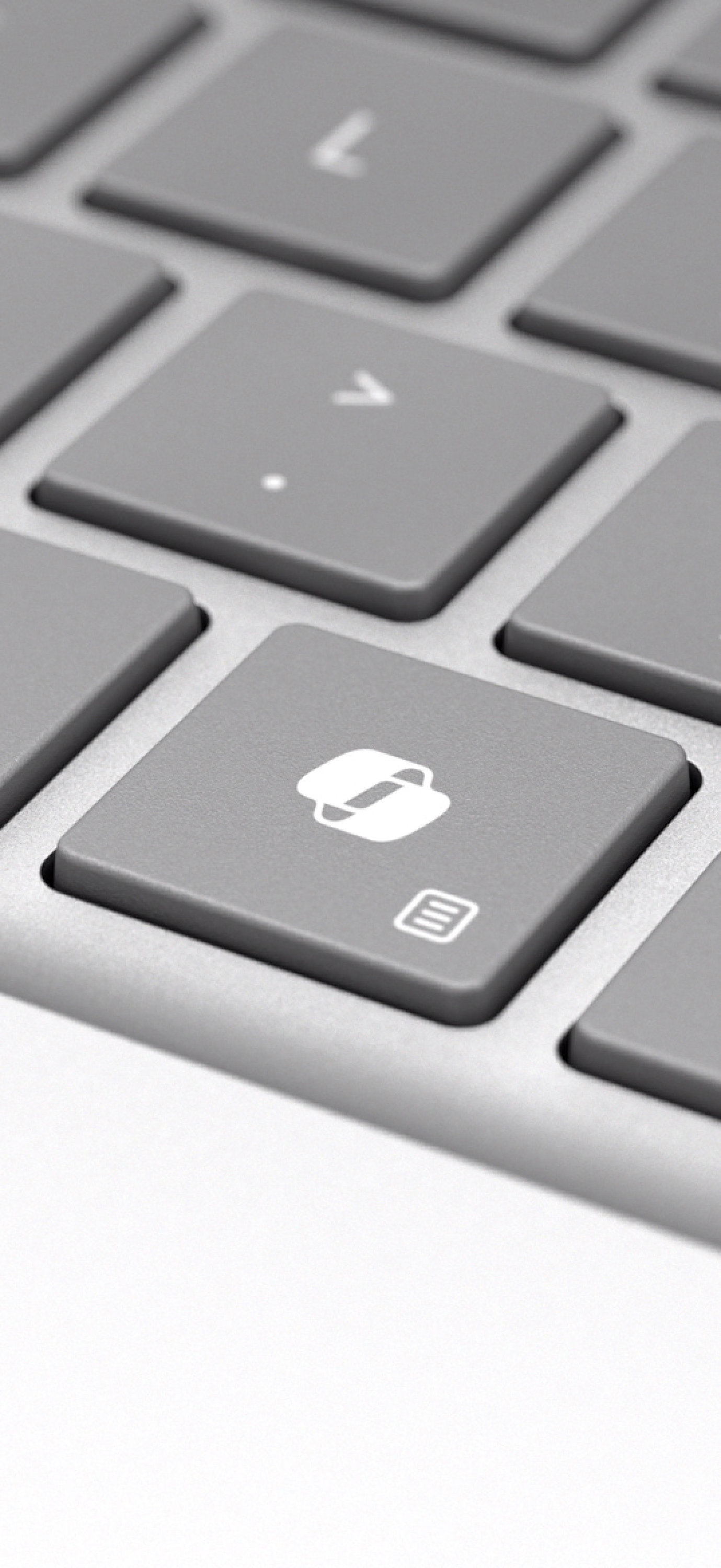 Surface Laptop 6 키보드에서 새로 생긴 Copilot 버튼을 확대한 이미지