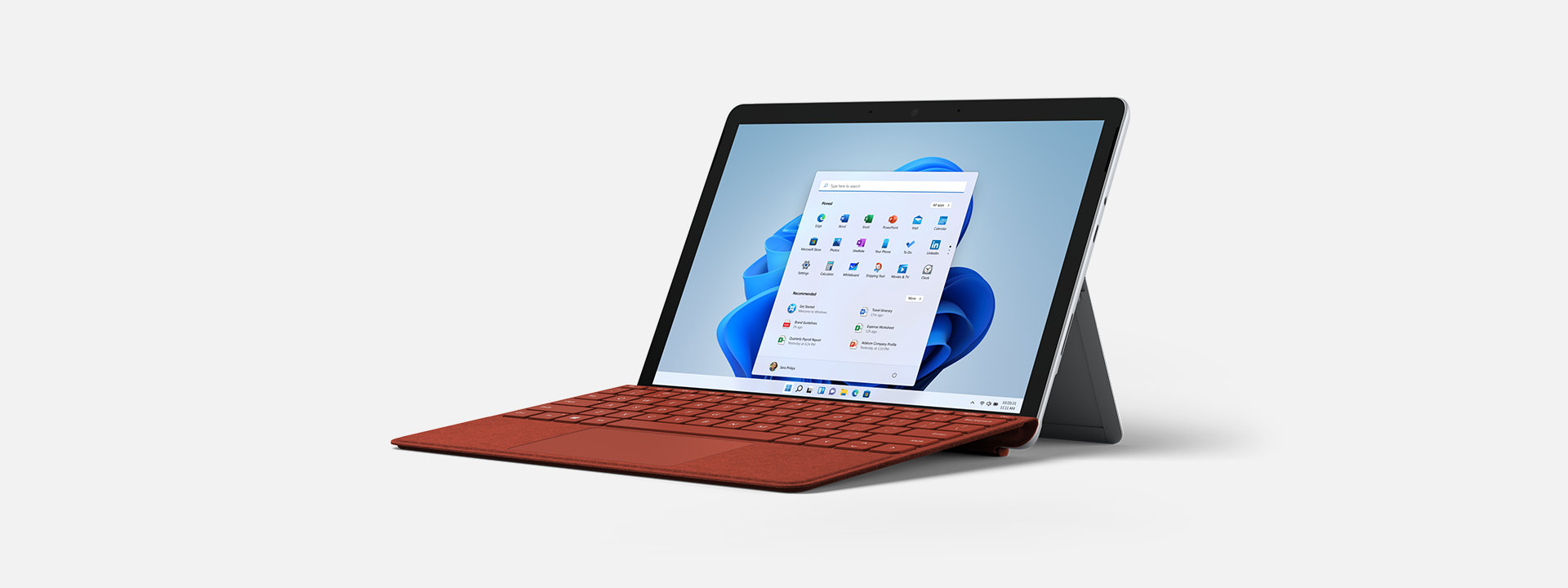 جهاز Surface Go 3 مع لوحة مفاتيح Surface Go Type Cover في وضع الحامل.