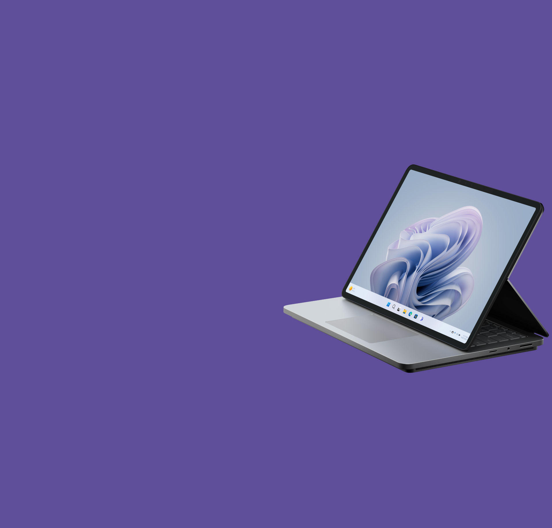 มุมด้านข้างของ Surface Laptop Studio 2 ที่แสดงหน้าจอรูปดอกไม้บานของ Windows
