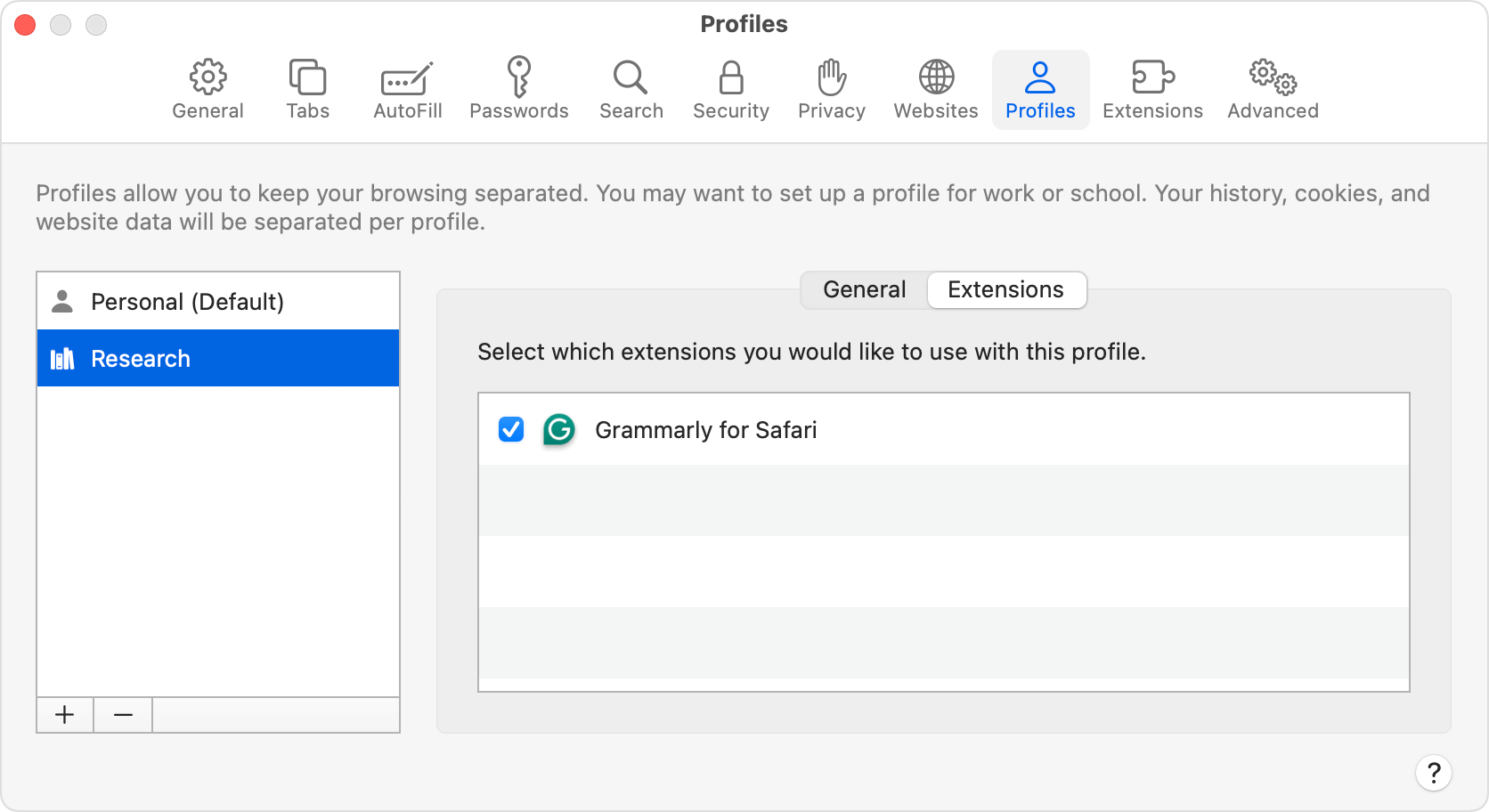 Вкладка «Профілі» в параметрах Safari, на якій відображається вкладка «Розширення» для профілю