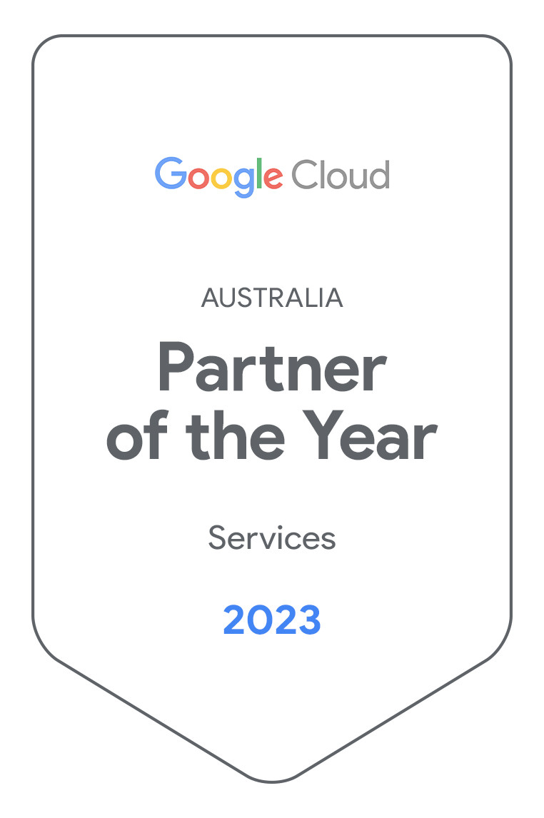 Insignia que dice Servicios de socio del año de Australia 2023