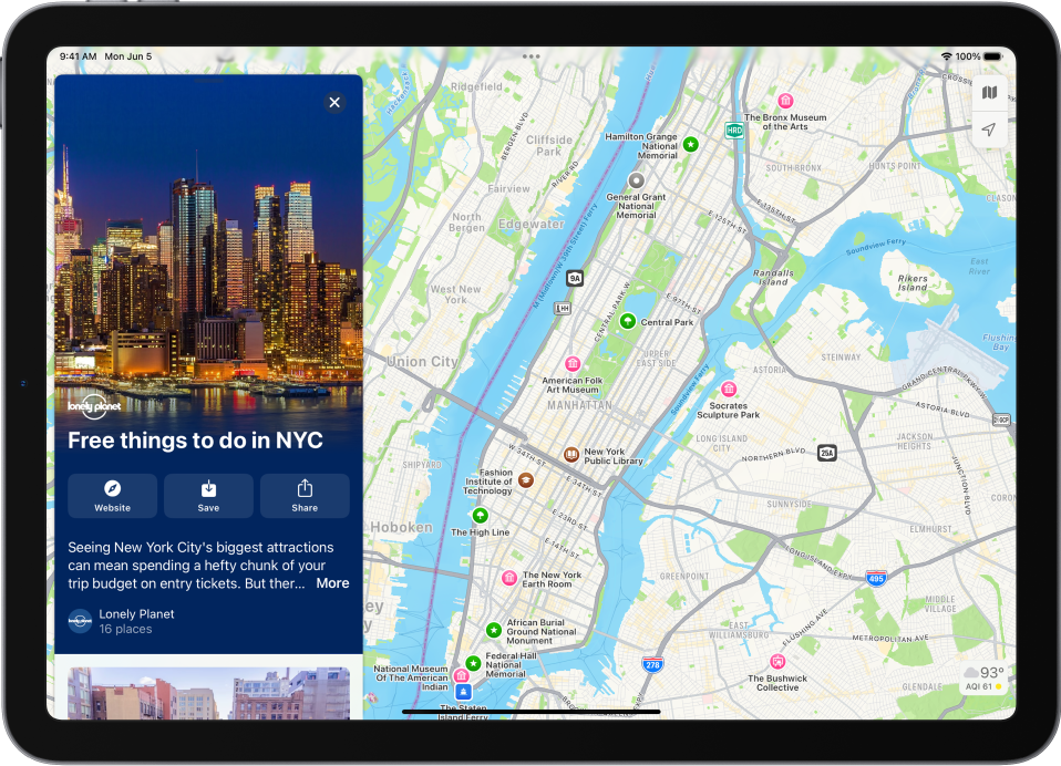 iPad z vodičom, ki opisuje kar lahko počnete v mestu. Zanimivosti, ki jih vključuje vodič, so označene na zemljevidu.