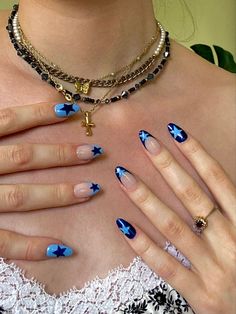 Blooming Gel Nail Art Almond, Star Nails Acrylic Short, Blue Nail Art Aesthetic, Star Nail Inspiration, Gel Nail Designs Stars, Spaced Out Arm Tattoos, Light Blue And Navy Nails, Navy Blue And Black Nails Prom, Blue Sparkly Nails Short