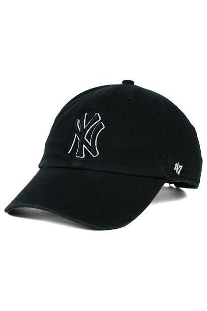 Vogue, Outfits, Dad Hats Baseball Caps, Baseball Hats, Baseball Caps, Baseball Cap, Branded Caps, Dad Caps, Dad Hats