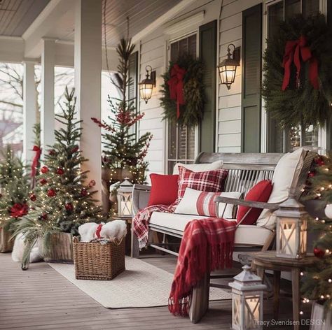 30+ Best Outdoor Christmas Decoration Ideas That Are Merry And Bright Decoration, Christmas Porch, Outdoor Christmas Decorations, Christmas Porch Decor, Outside Christmas Decorations, Outdoor Christmas, Front Porch Christmas Decor, Christmas Front Porch, Farmhouse Christmas Decor