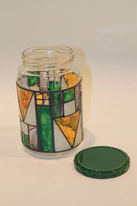 The FABULOUS Blog of Miss Ginger Grant!: Stained Glass Bottles and Jars Mason Jars, Glass Jars, Glass Bottles, Glass Crafts, Glass Mason Jars, Making Stained Glass, Bottles And Jars, Stained Glass Diy, Stained Glass Mosaic