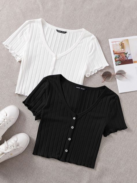 Black and White Casual  Cap Sleeve Cotton Plain  Embellished Slight Stretch Summer Women Tops, Blouses & Tee Trendy Tops For Women Casual, Tops For Women Stylish, Outfits Con Jeans, Trendy Crop Tops, T Shirt Crop Top, Trendy Tops For Women, Trendy Fashion Tops, Easy Trendy Outfits, Top Shirt Women