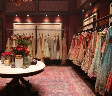 Vogue, Design, Ideas, Decoration, Dekorasyon, Pakistan, Moda, Boutique, Fashion Showroom