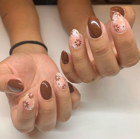 The Hottest Fall Nails for 2022 - Chaylor & Mads Fall Gel Nails, Fall Nail Designs, October Nails, Fall Almond Nails, Cute Nails For Fall, Nails Inspiration, Cute Gel Nails, Pretty Nails, Best Acrylic Nails