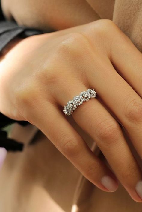 Engagements, Wedding Ring, Engagement Rings Vintage Halo, Wedding Ring Bands, Unique Engagement Rings, Best Engagement Rings, Wedding Rings Engagement, Bridal Rings, Band Engagement Ring