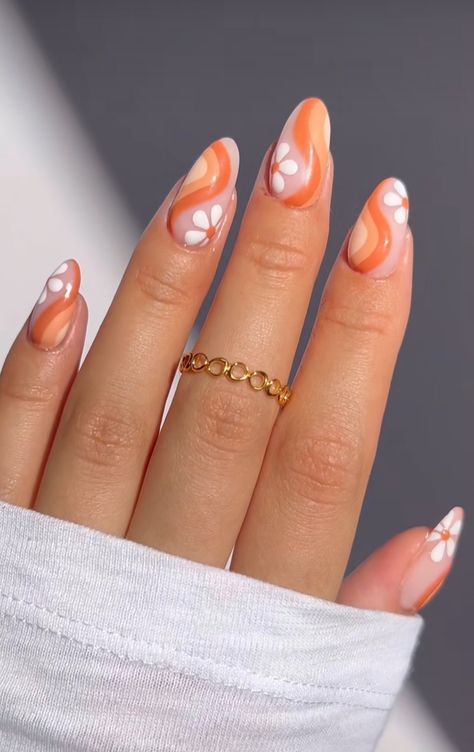 nails
inspiration
inspo
nail art
autumn
fall
swirl
orange
brown
flower
trend Nail Designs, Chic Nails, Cute Nails, Nail Art For Beginners, Nude Nail Designs, Almond Nails Designs, Natural Nails, Swirl Nail Art, Beginner Nail Designs