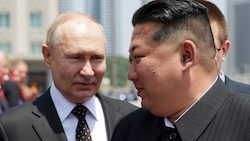 Autokraten unter sich: Putin und Kim in Pjöngjang (Bild: AP/Sputnik)