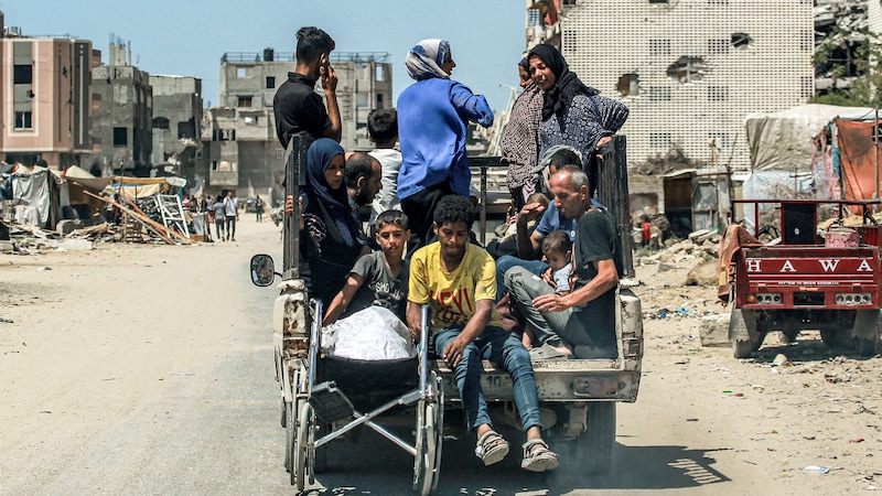 Zivilpersonen in Palästina (Bild: AFP/Bashar Taleb)