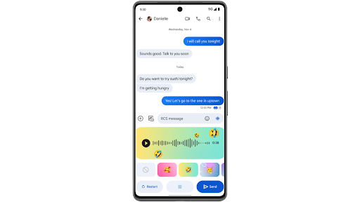 Android スマートフォンで Google メッセージを使って音声メッセージを送信し、カスタマイズした背景と絵文字を追加。