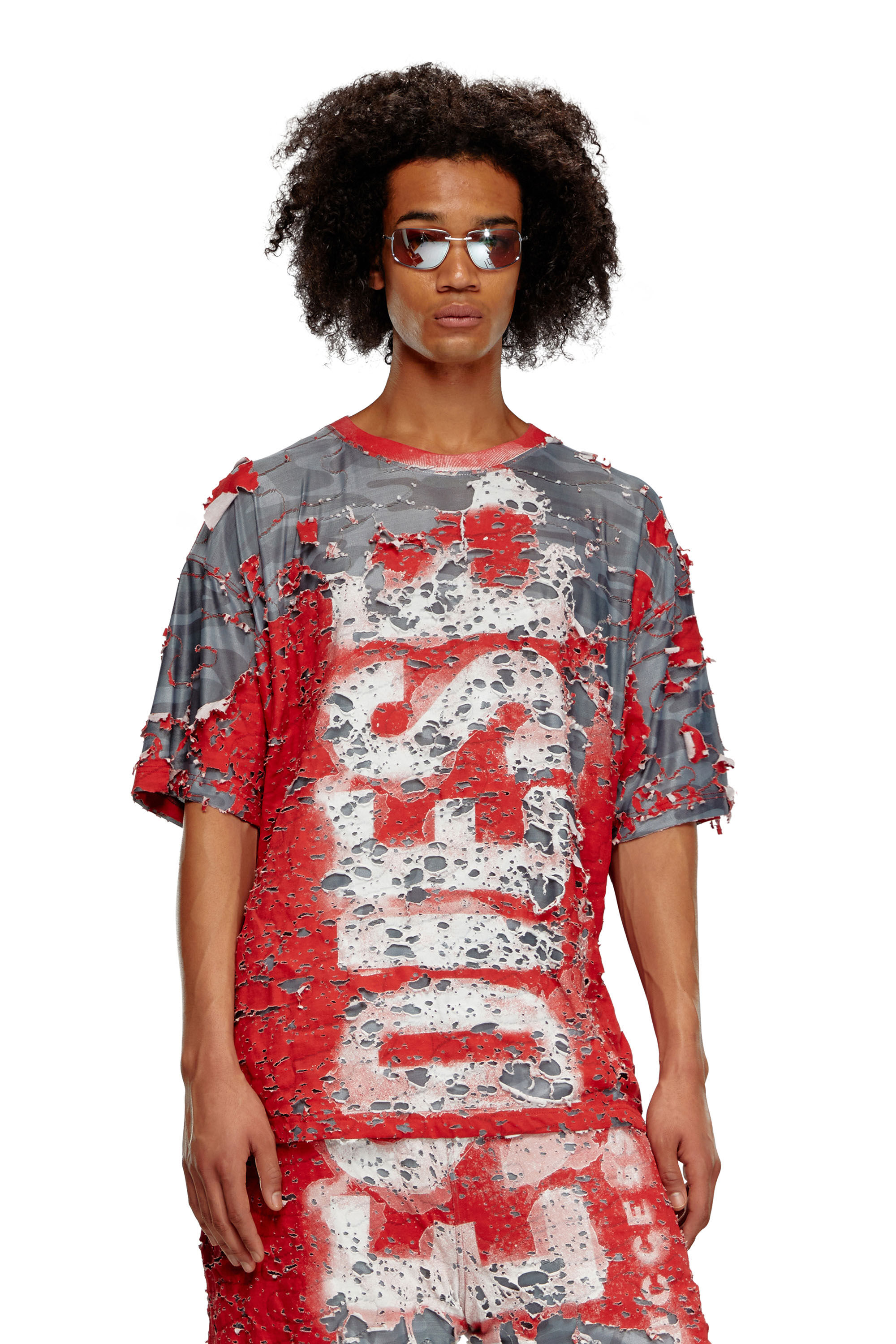 Diesel - T-BOXT-PEEL, Man Logo T-shirt in destroyed jersey in Red - Image 1