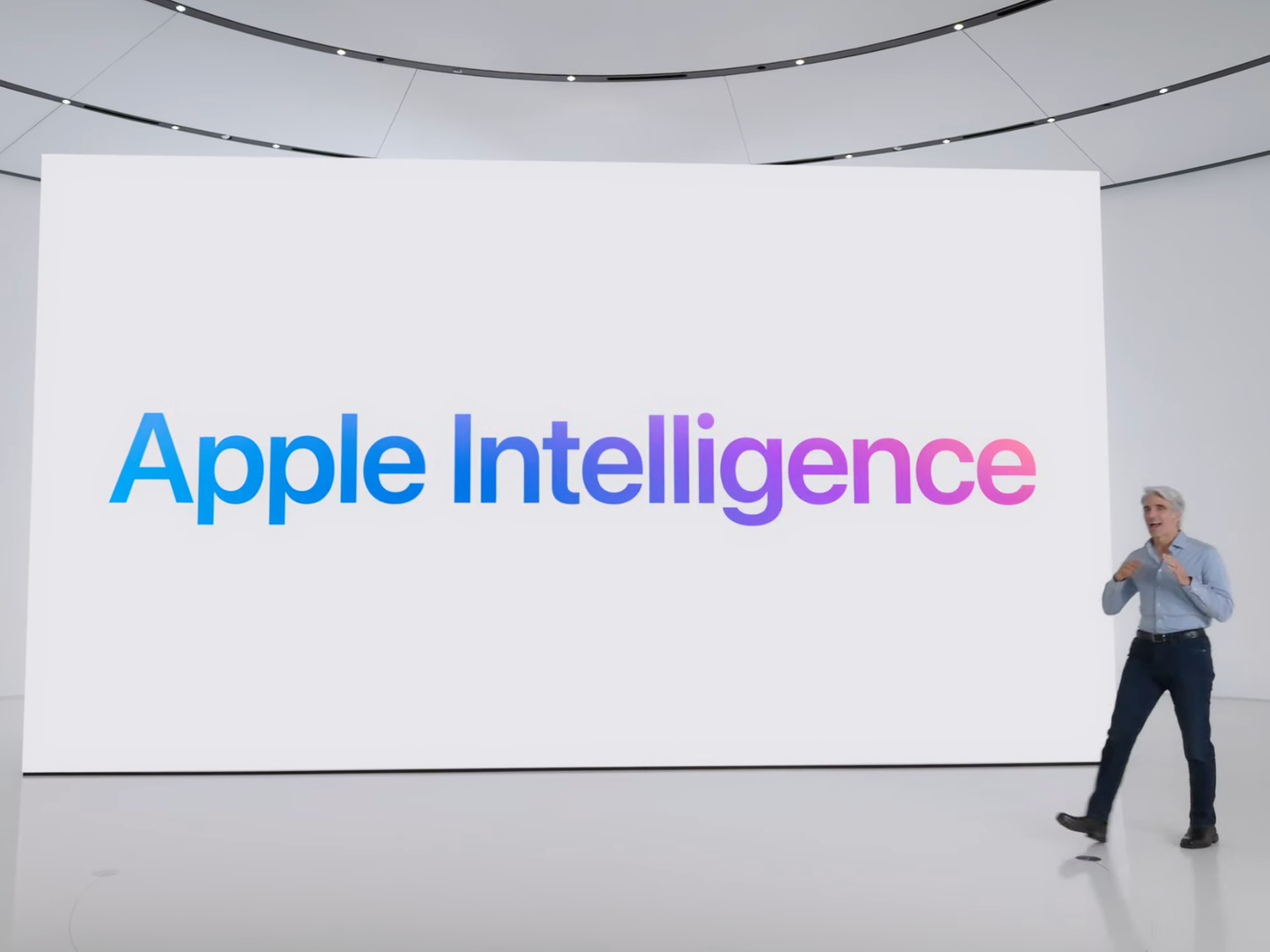 ついにアップルも生成AIを本格活用へ。「Apple Intelligence」がもたらす“利益”と新たな課題
