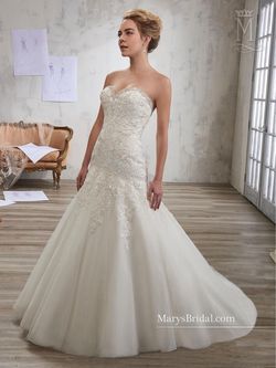 Style 6607 Mary's White Size 2 Strapless Tulle Train Mermaid Dress on Queenly