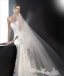 Style PRINTA Pronovias White Size 10 Floor Length Printa Tall Height Mermaid Dress on Queenly