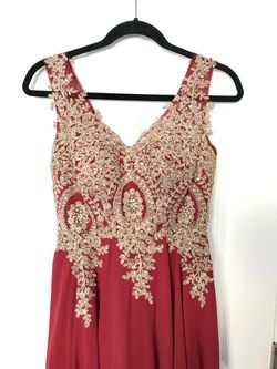 Style -1 Elizabeth K GLS Red Size 4 Plunge Black Tie Jewelled Ball gown on Queenly