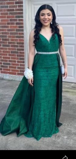 Johnathan Kayne Green Size 6 Prom Ball gown on Queenly