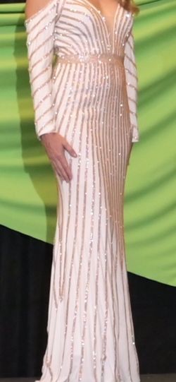 Jovani White Size 6 Pageant Prom Long Sleeve Straight Dress on Queenly