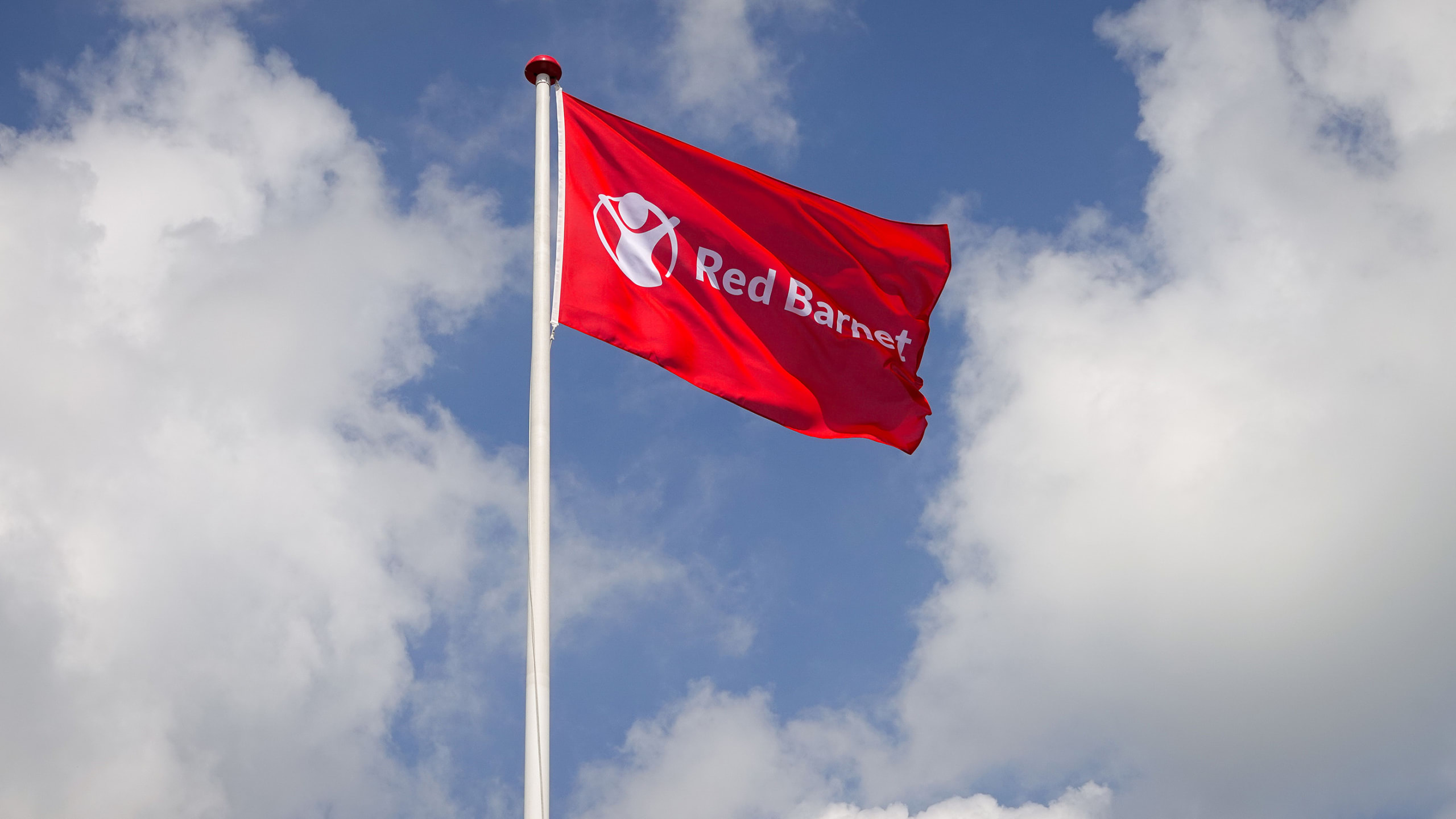 Red Barnet flag