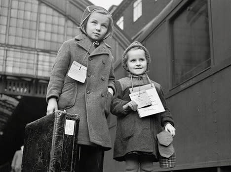 To børn med tog til Danmark og Red Barnet (1940'erne)