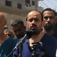 Shifa Hospital director Mohammed Abu Salmiya makes a statement after his release from Israeli prison alongside other detainees, at Nasser Hospital in Khan Younis in the southern Gaza Strip, July 1, 2024. (Bashar TALEB / AFP)