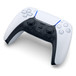 Vista en diagonal del mando de PlayStation que destaca el diseño de los agarres antideslizantes.