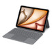Liggende, tastatur og iPad Air med støtten i bruk