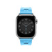 ブルーセレスト（ブルー）のシンプルトゥールストラップ。Apple Watchの文字盤が見えている。