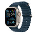 藍色海洋錶帶，附有耐蝕的鈦金屬錶扣和可調整式扣環，使錶帶在水中保持穩固。