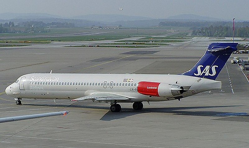 File:SAS MD-87.jpg