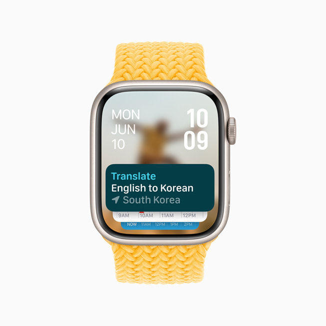 Terjemahan yang diaktifkan oleh Tumpukan Cerdas ditampilkan di Apple Watch dengan S9.