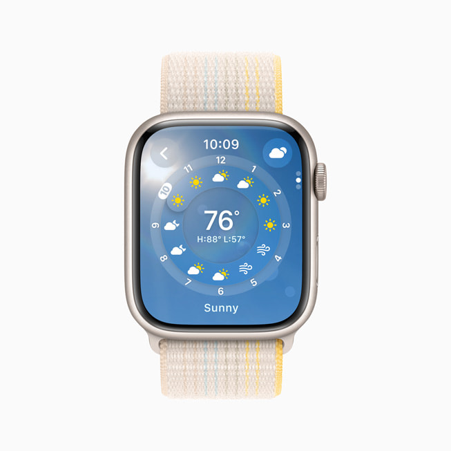 Apple Watch Series 8 顯示「天氣」app。