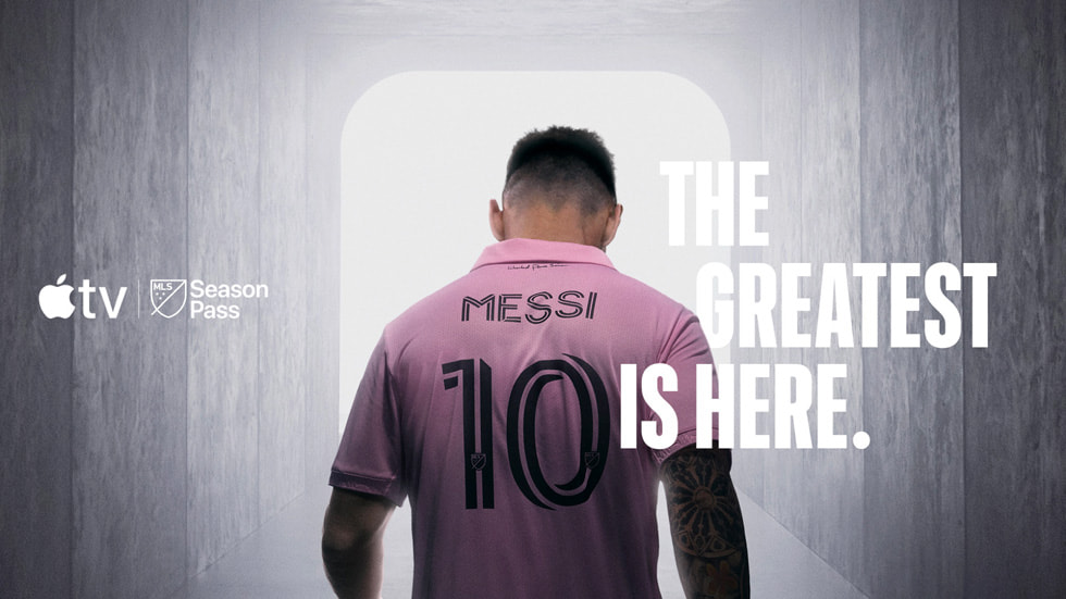 A back view of Lionel Messi in his Inter Miami CF jersey is shown with the text “The greatest is here”.