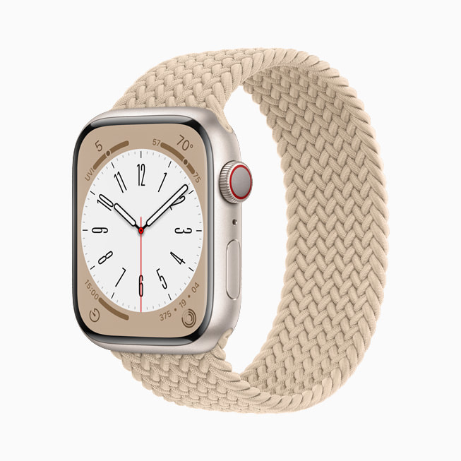 展示新的 Apple Watch Series 8。