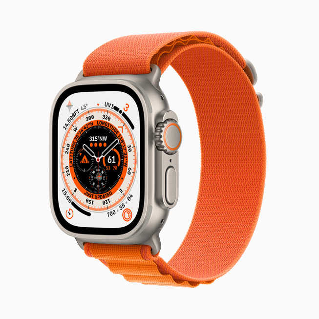 展示全新 Apple Watch Ultra。