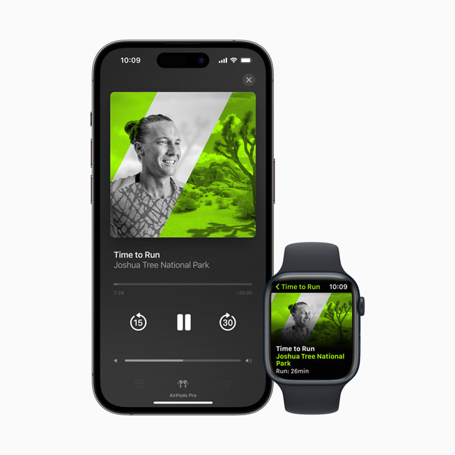 Ấn bản Vườn quốc gia Joshua Tree của Time to Run được hiển thị trên iPhone 14 Pro và Apple Watch Series 8.