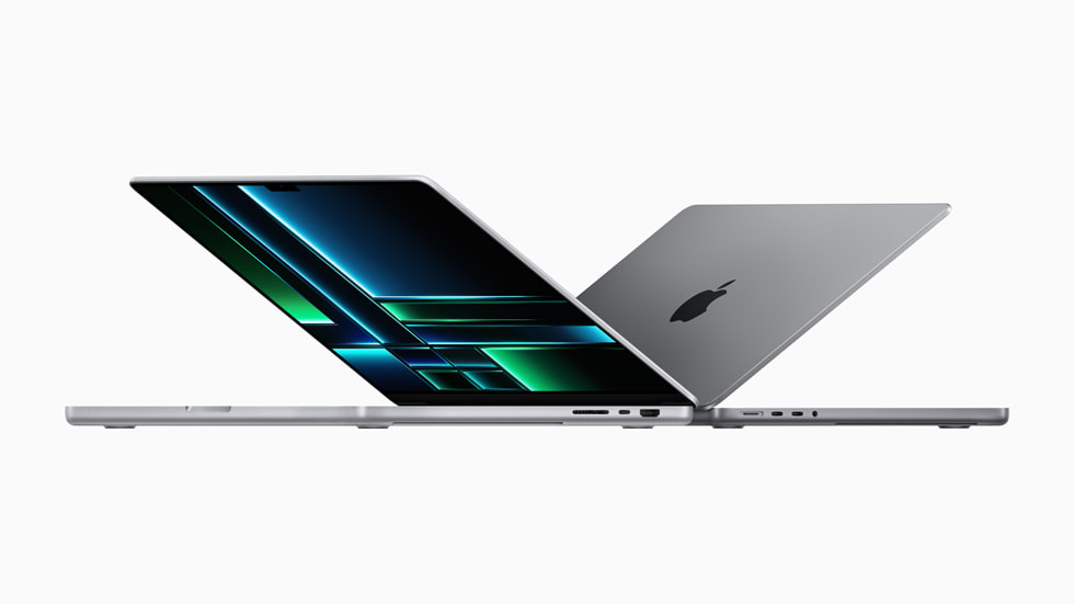 Image montrant un MacBook Pro à puce M2 et un MacBook Pro à puce M2 Max
