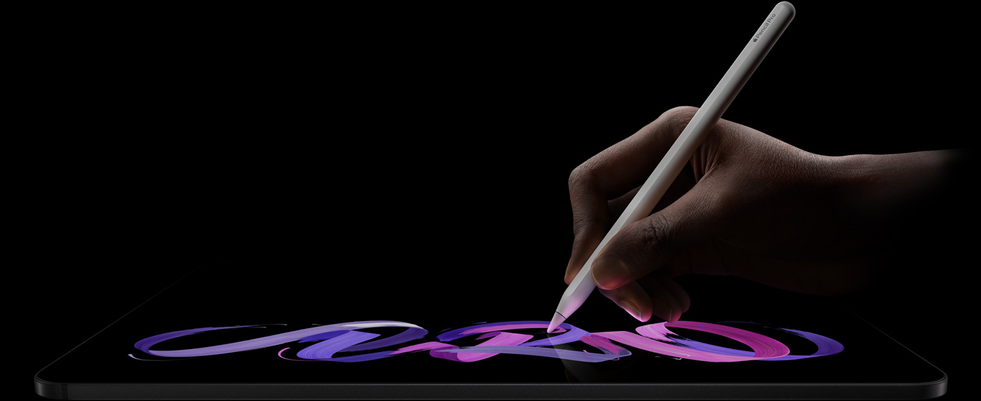 Apple Pencil Pro, lietotājs zīmē iPad Pro ekrānā