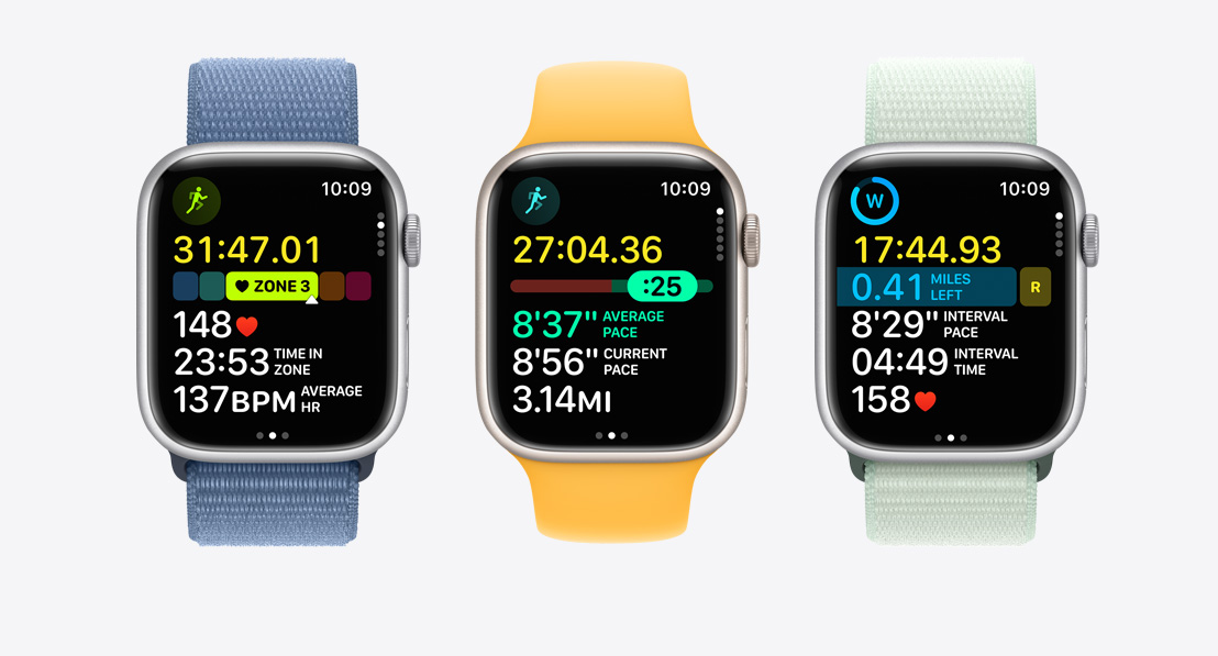 Trys „Apple Watch Series 9“. Pirmajame rodomos pulso zonos per treniruotę, antrajame – tempo matuoklis, o trečiajame – pritaikytos treniruotės su intervalais.