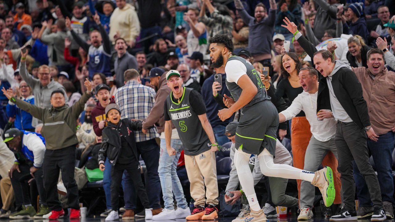 Timberwolves fans cheer Karl-Anthony Towns